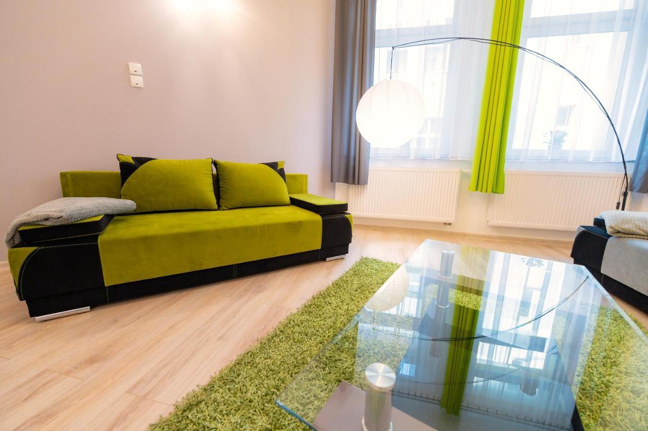 Aparthotel Zabrze, Apartamenty W Centrum Z Prywatnym Parkingiem Exterior foto
