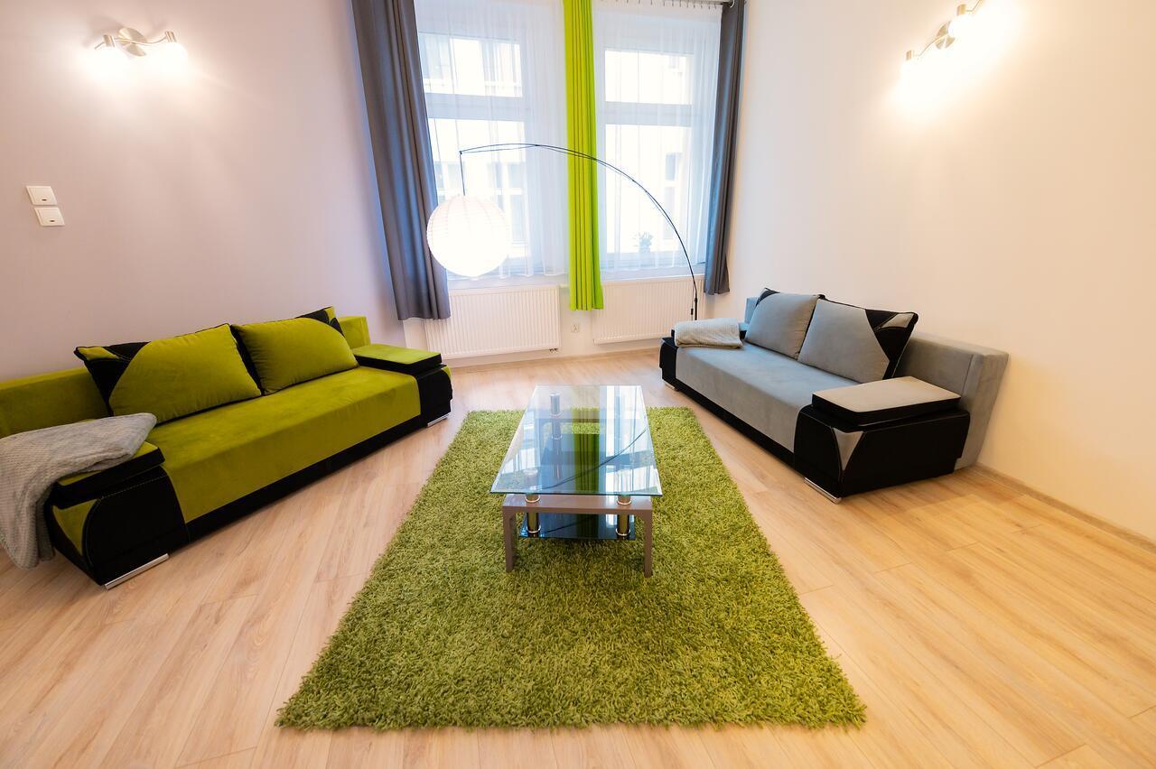 Aparthotel Zabrze, Apartamenty W Centrum Z Prywatnym Parkingiem Exterior foto
