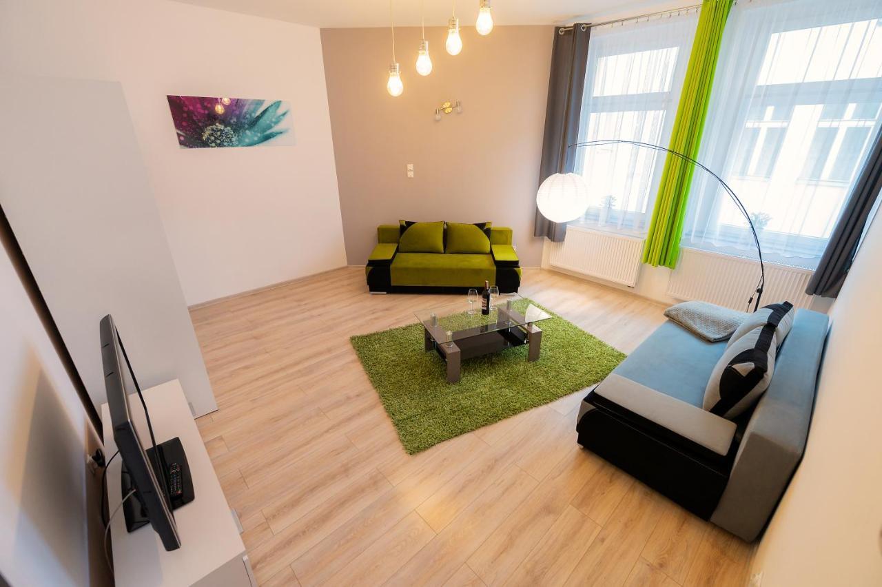 Aparthotel Zabrze, Apartamenty W Centrum Z Prywatnym Parkingiem Exterior foto